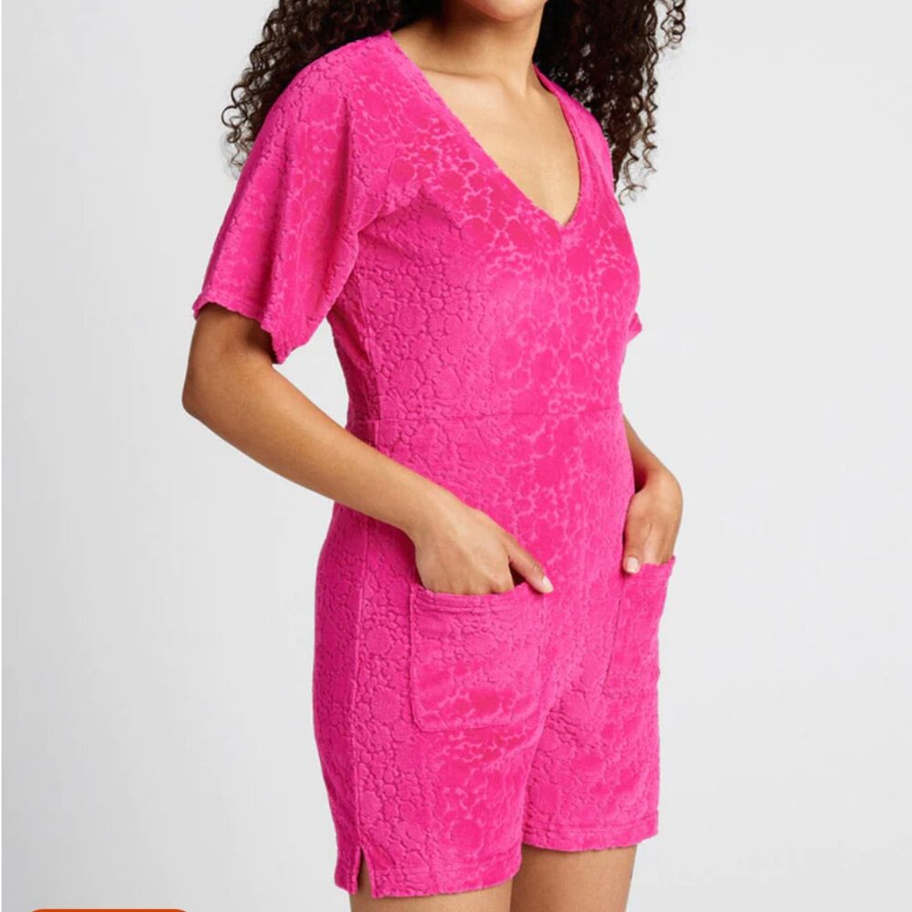 Modcloth Beach Coverup Romper Chaser Jacquard Textured Floral Sweet Berry L
